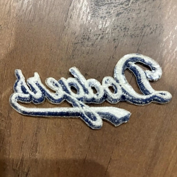 Vtg LA DODGERS EMBROIDERED Iron On PATCH MLB BASEBALL - Picture 2 of 5